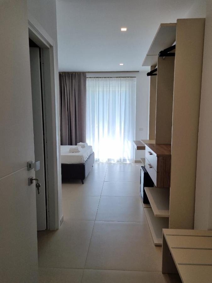 Marea Retreat Rooms Marina di Camerota Bagian luar foto