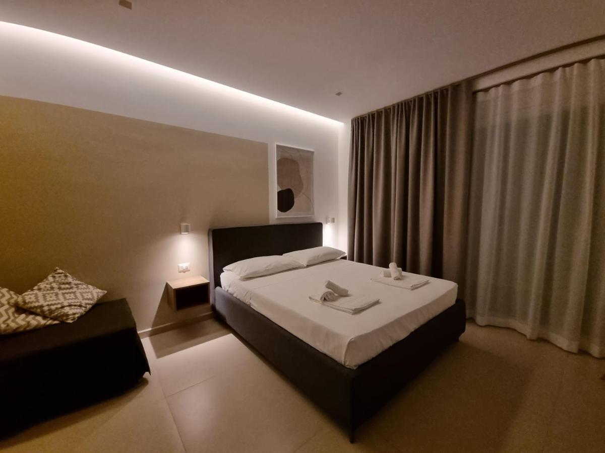 Marea Retreat Rooms Marina di Camerota Bagian luar foto