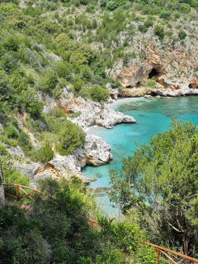 Marea Retreat Rooms Marina di Camerota Bagian luar foto