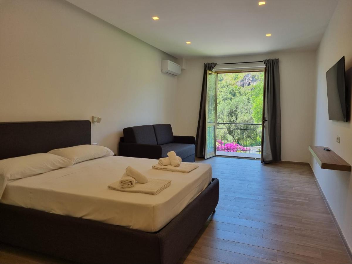 Marea Retreat Rooms Marina di Camerota Bagian luar foto
